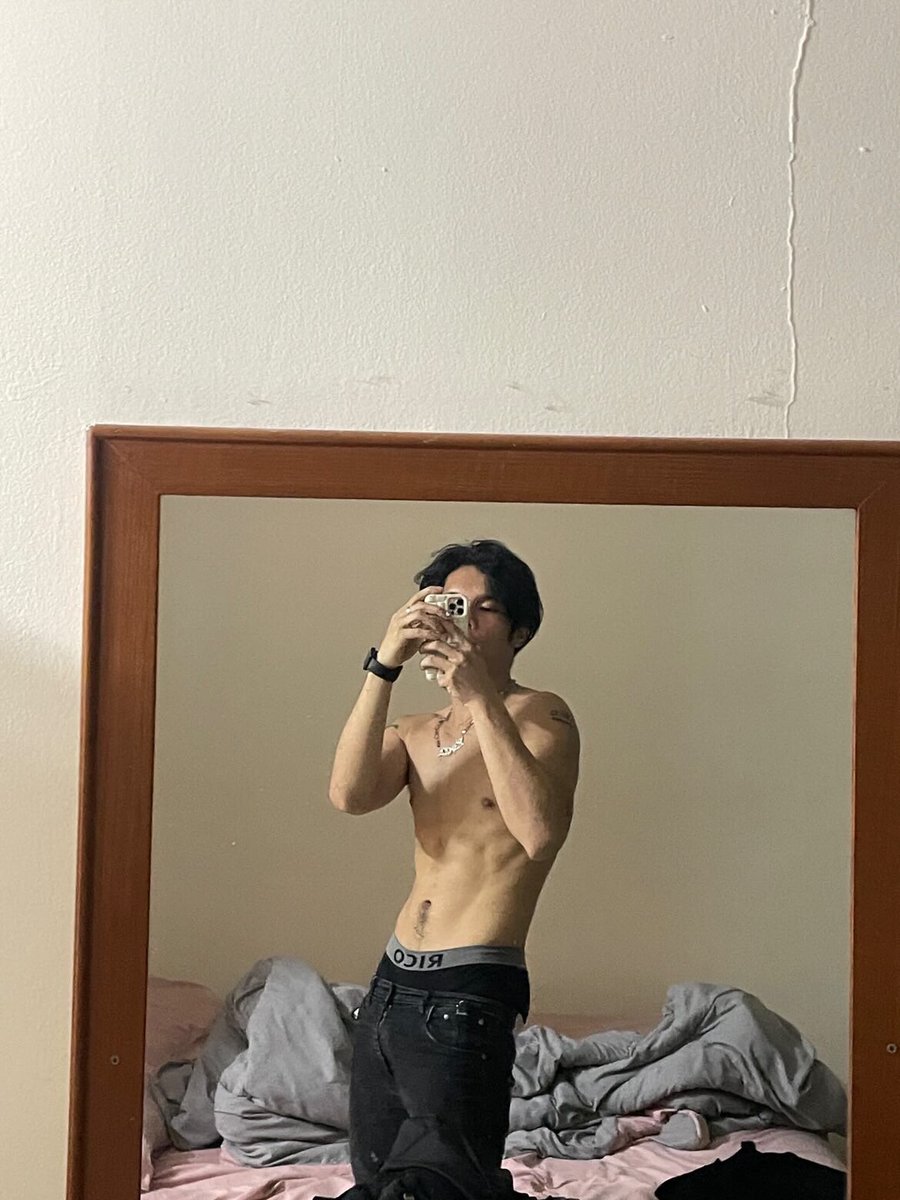 Chwayjunwoo's tweet photo. เธอจะให้เค้าไปกี่โมง🫠 https://t.co/lDhNjvX5I0