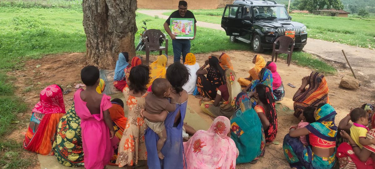 brlps_kaimur's tweet photo. Manager IBCB visited Adhaura today to impart basic modules training to newly formed SHG in Karar Village, Adhaura Block.
#IBCB #Adhaura #JEEViKA #Kaimur #BRLPS #SHG https://t.co/JIOPk1BDUN