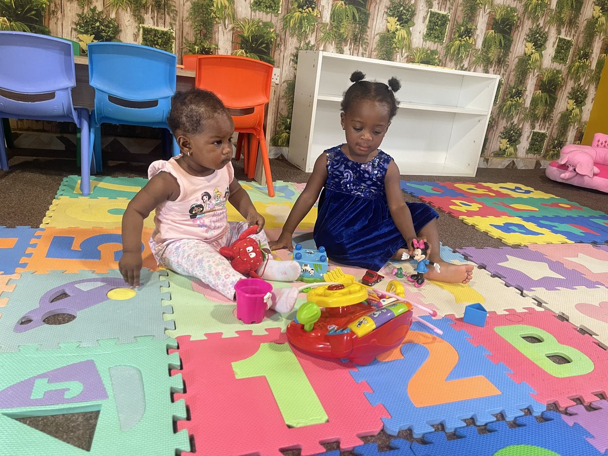 Glowing Future Academy tweet media