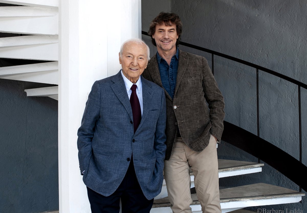 albertoangela's tweet photo. Ad un anno dalla sua scomparsa, il ricordo, lo sguardo, le parole e gli insegnamenti di Piero restano vivi in noi familiari e in tutti voi. Per questo, stasera, alle 21.25 su @RaiUno, riproporremo lo speciale di #Ulisse dedicato a lui, alla sua vita e alla sua lunga carriera. https://t.co/U59HUC3rH9