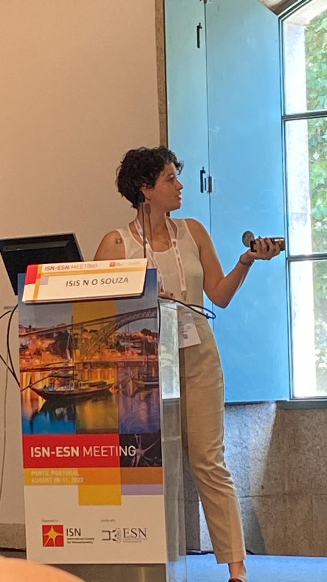 Huge honor to present my postdoctoral research on cortical inhibition modulation by D-serine at the #ISNESN2023! Thank you for everyone who stopped by! #WeAreNeurochemistry ❤️