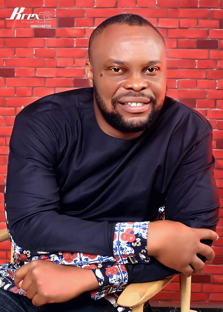 trinitylily's tweet photo. Nonsokwa, an Imo based journalist and the crooner of Akuko Siri; was abducted on the 27th July 2023, in a commando style by members of police force Abuja, after his akuko siri morning program in front of holy ghost college owerri, under the instruction of the Imo state government https://t.co/3Xf8cHLBPH