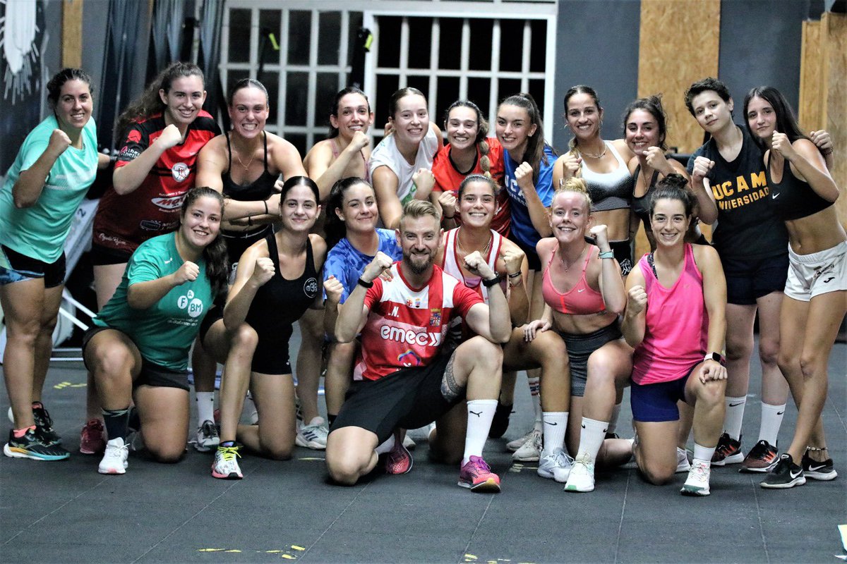 Ayer dio comienzo los entrenamientos de pretemporada para nuestro equipo de División de Honor Oro 
💪🏽