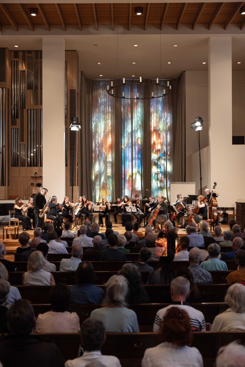 LucerneFestival's tweet photo. Within the framework of #MusicForFuture, we regularly cooperate with the Swiss Youth Music Competition, offering a stage to young talents. 
This year, the Worlds Beyond Orchestra was joined by Swiss saxophonist Daniel Schnyder. 
Photos © Manuela Jans / Lucerne Festival https://t.co/SJeuKdLuGP