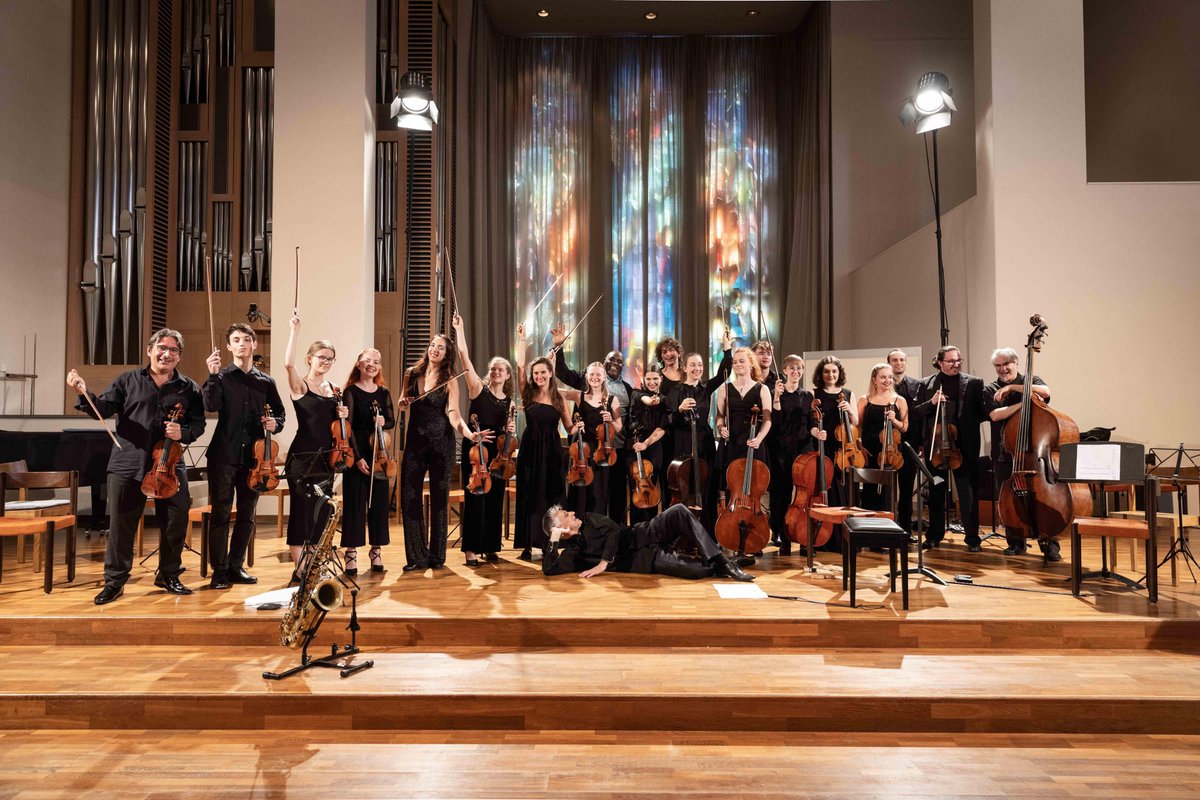 LucerneFestival's tweet photo. Within the framework of #MusicForFuture, we regularly cooperate with the Swiss Youth Music Competition, offering a stage to young talents. 
This year, the Worlds Beyond Orchestra was joined by Swiss saxophonist Daniel Schnyder. 
Photos © Manuela Jans / Lucerne Festival https://t.co/SJeuKdLuGP