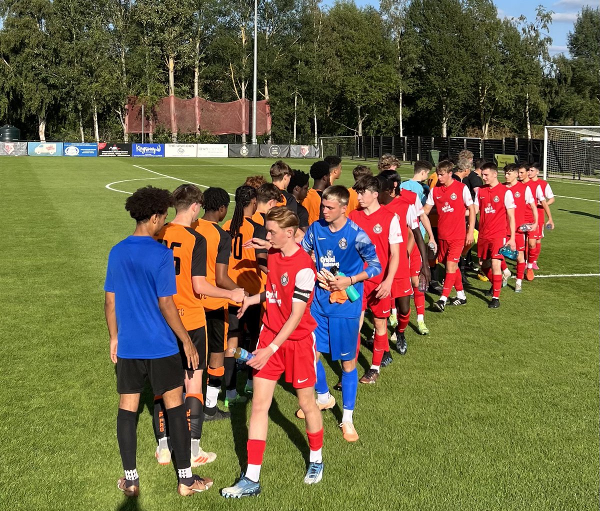 Great to see our U18s in action last night vs @JPProFootball What a pitch for these young men to play on 🌱🤩 @trevor_dealey 👏🏼