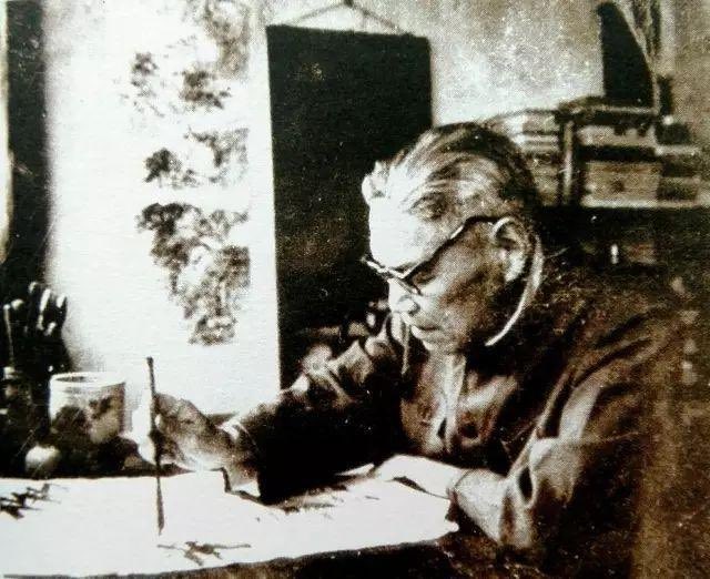CAAofficialEN's tweet photo. Lu Weizhao was one of the pioneers and founders of advanced calligraphy education in #China. In 1960, he joined the Department of #ChinesePainting of the Zhejiang Academy of Fine Arts (now #CAA), as an instructor of classical literature, calligraphy, and colophon. #CAAMaster https://t.co/gTt9MIdzts