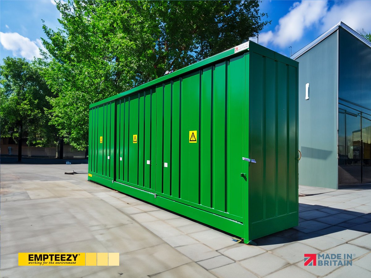 EmpteezyConnect's tweet photo. Our latest DPU64-16 bunded storage unit has landed, safe and sound to our customer in Cardiff. This is what we call getting the job done right! Remember, when we say "successful delivery", we mean it.

#DeliveryDoneRight #Cardiff #SpillContainment https://t.co/5SoVpAUTKk