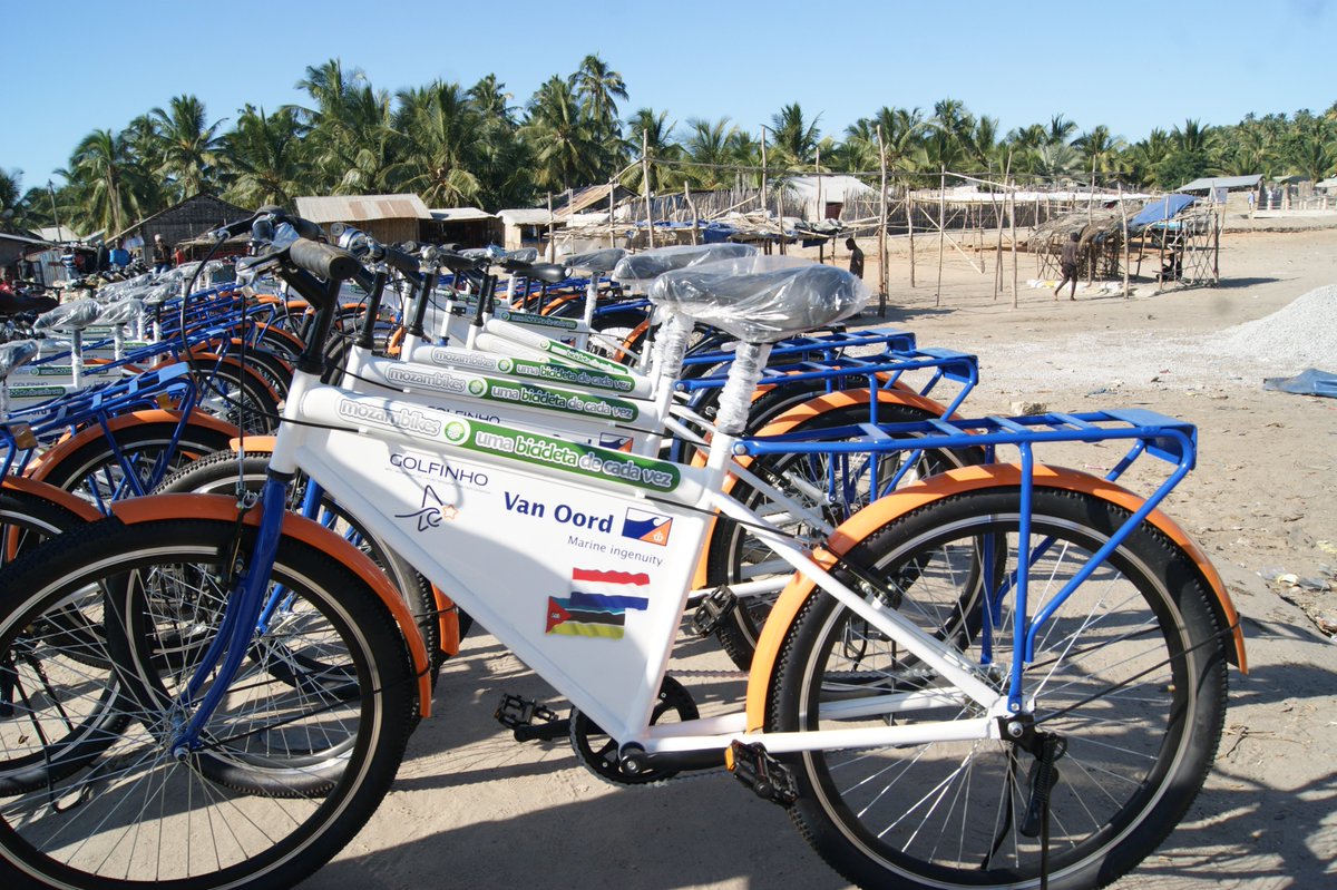 Mozambikes's tweet photo. The bicycles under Van Oord's project will support students, small entrepreneurs, and families living in the Quirimbas Archipelago, in order to provide easier access to education, health care, and business opportunities.

#mozambikes #onebicycleattime #vanoord https://t.co/qlB9gfv17J