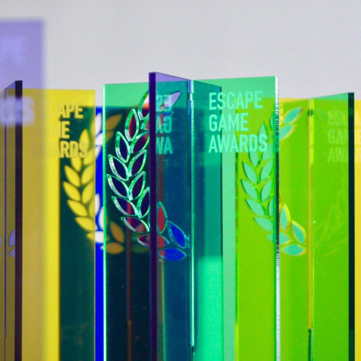 🗓️ (1/2) Le jour J approche ! Dans un mois, on se retrouve au Salon de l’#EscapeGame et des loisirs immersifs à #Lyon. Découvrez la liste des exposants et le programme des conférences, et préparez-vous pour la cérémonie des <a href="/EGAwards/">Escape Game Awards</a> 2023 🏆➡️ salon.escapegame.fr