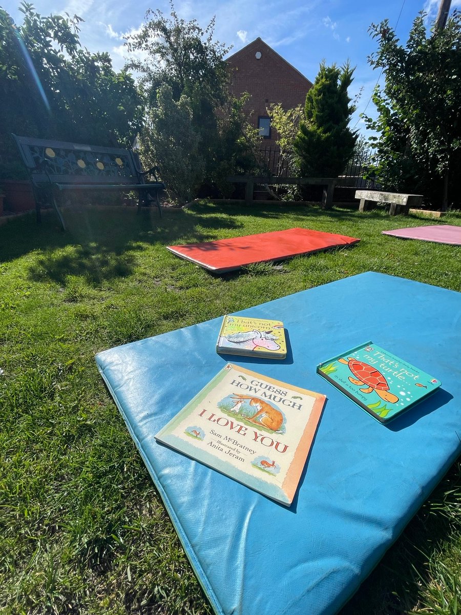 Pssst! Have you heard about our Secret Garden Storytimes? During the summer they'll be on Fridays at 10.30am 📷📷📷 #SecretGardenStorytime #SummerEvents #ExploreTogether <a href="/YorkLibrariesUK/">We’re not here anymore – formerly @YorkLibrariesUK</a>