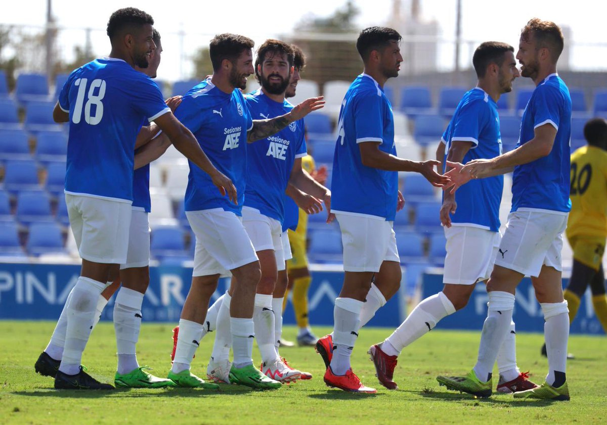 <a href="/cfhercules/">Hércules CF 💙🤍💯</a> <a href="/AmadorZarco98/">Amador Zarco</a> <a href="/pacotorres96/">Paco Torres</a> <a href="/javibueno13/">Javi Bueno</a> <a href="/josuemeleon/">Josué Medina León</a> <a href="/Irizo_9/">Jose Manuel Irizo</a> <a href="/ibarrenetxea8/">Iñigo Barrenetxea</a> <a href="/rodrigogon7/">Rodri Flórez</a> <a href="/VictorAlgisi5/">VictorAlgisi5</a> <a href="/JavierSahuquil2/">Javier Sahuquillo</a> ⚽️💥 GOOOL de la Selección #AFEFútbol 

⚔️ Selección #AFEFútbol 1️⃣ 🆚 0️⃣ <a href="/cfhercules/">Hércules CF 💙🤍💯</a> 

⚽️ 1-0 (55’): <a href="/Irizo_9/">Jose Manuel Irizo</a> (p.)

#SesionesAFE