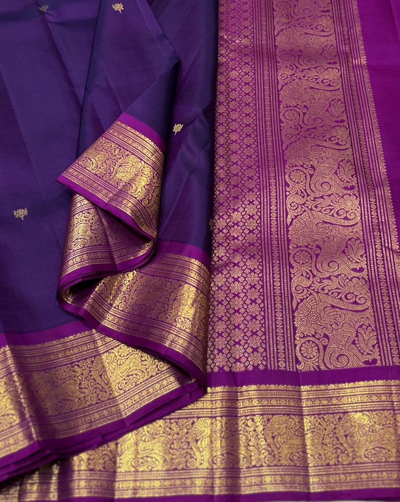 IndiaSareStore's tweet photo. 230811-B
Handloom korvai Kanchipuram silk saree with Blouse have small Buttas- Limited Stock (lasts only 2-3 days from posting)
100% pure original Gold zari quality with 2 G +++ silkmark tag,

Call: +91 82960 54624 https://t.co/luMOI0Wrif