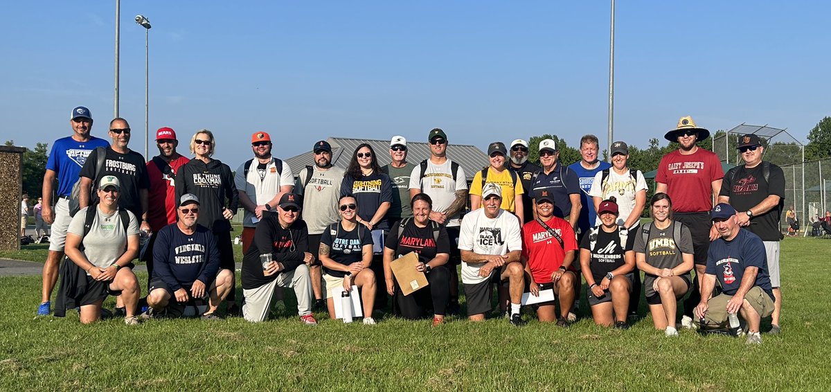 MBI Camps Elite College Skills Clinic is underway.  #mbicamps #marylandblackice