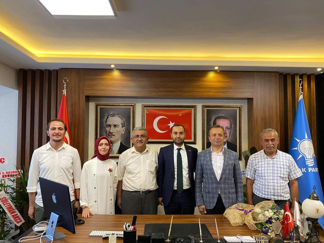 AK Parti İl Başkanımız Sayın Koray Erdoğan’a hayırlı olsun ziyaretinde bulunduk. Rabbim muvaffak eylesin inşallah.