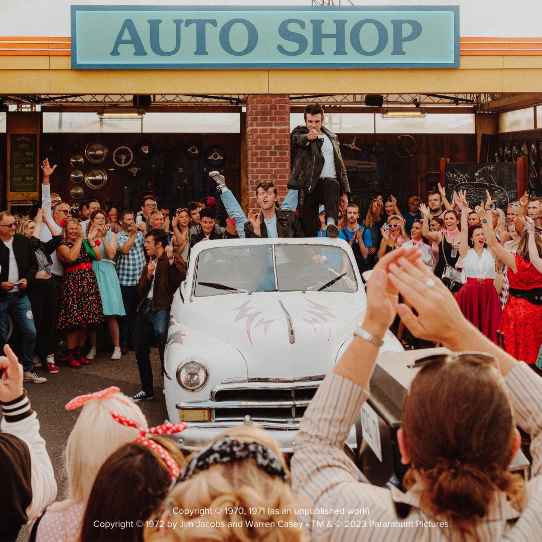 secretcinema's tweet photo. It’s time to go-go-go-go-go-go-go-go and
join the T-Birds for some @JackDanielsUK
Head to the Auto Shop and enjoy this signature
Tennessee apple flavour this weekend!
📷 Luke Dyson
📷 Connor Baker
#JackApple #SummerNights #SecretCinemaGrease https://t.co/7zuhlIreFo