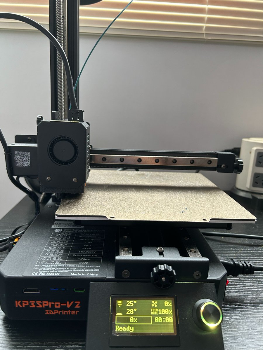 Kingroon3D's tweet photo. A Note for the KP3S PRO V2🌈🌈: The THR wire should be fixed with a cable tie on the V2 print head so that it is not easy to disconnect😊😊
Follow and tag us @kingroon3d_official to get more #3dprinting inspirations. #3dprintingmodel #3d #3dprint #3dprinter #3dprinted #kp3sprov2 https://t.co/EoN4cLLZR0