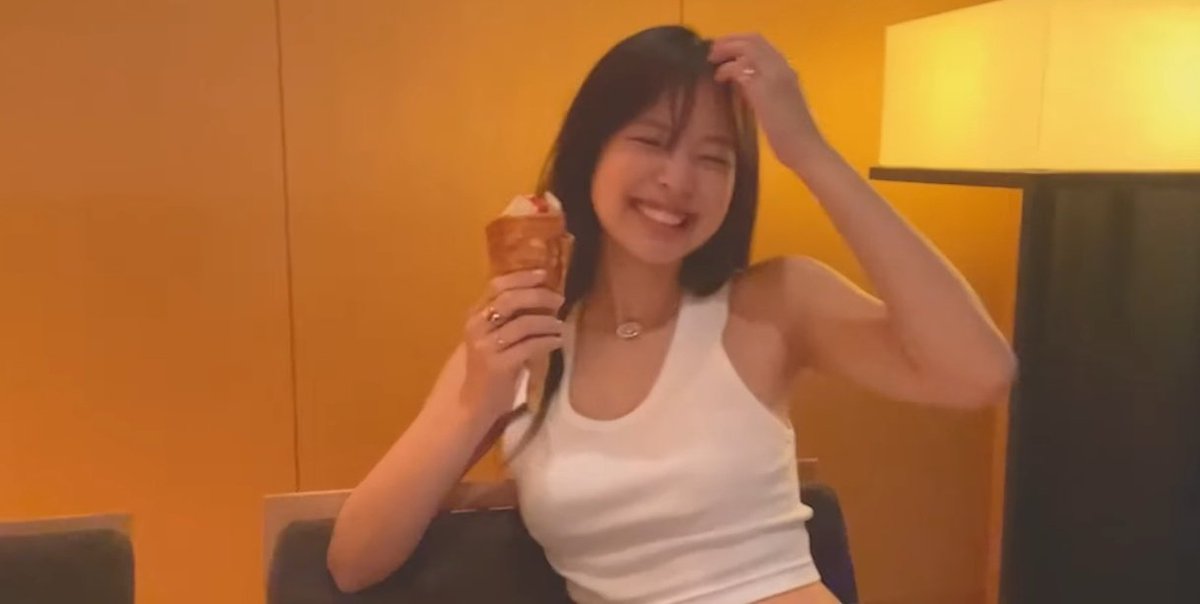 jennie tweet media