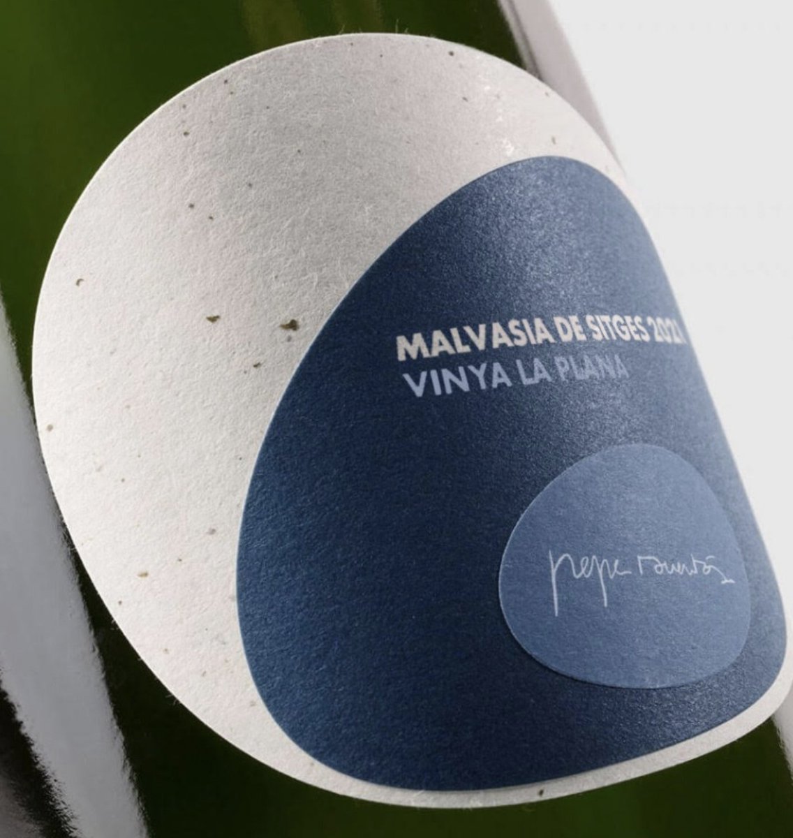 VINPepeRaventos's tweet photo. #NaturalWines arise from Pepe Raventós passion for #viticulture and the selection of #LocalVarieties of grapes in unique and different soils; these gives them the breadth and complexity that he seeks. https://t.co/3YTJ6ytnR5