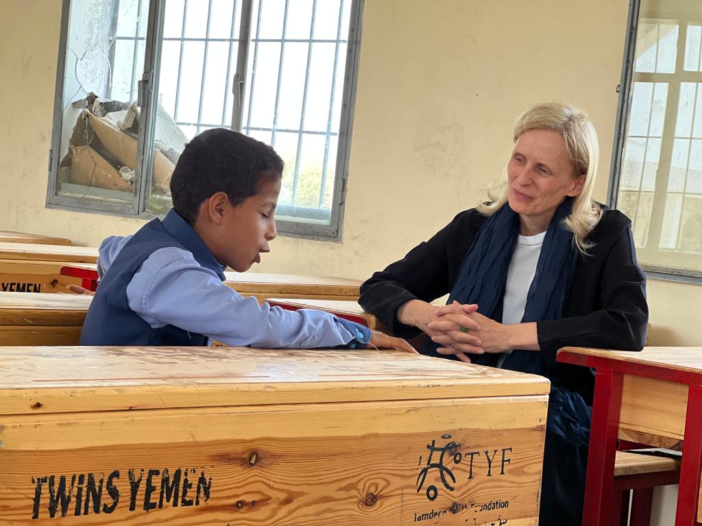 Remember Ahmed ? We met this wonderful boy two years ago - aged 9 - teaching in the rubble of his bombed out school in #Yemen. Many viewers have been asking about him. Very glad to say we were able to visit him again- and have an update coming.