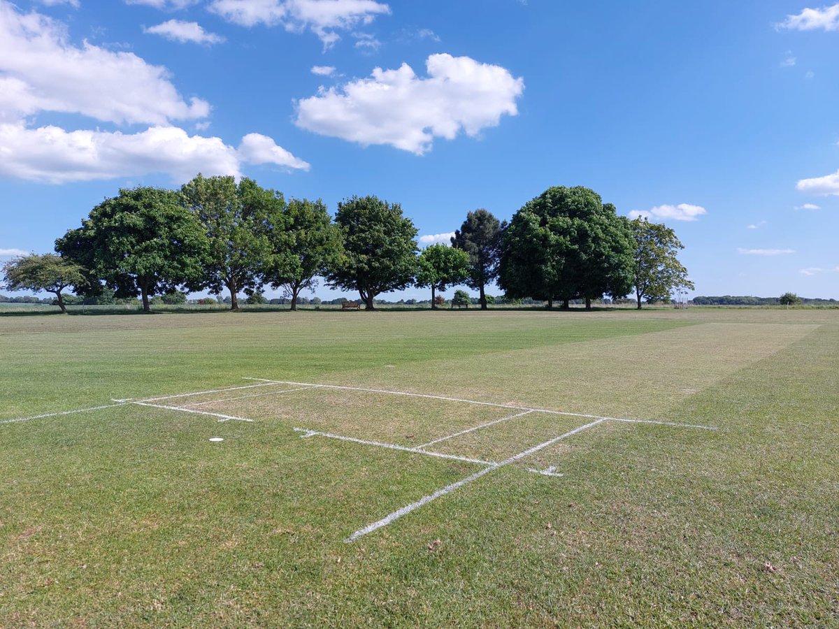 NazeingCricket's tweet photo. 🚨COMING UP THIS WEEKEND🚨

🏏 Sat 1s visit @SHandECricket 1s, 1pm start
🏏 Sat 2s host @SawboCricket 3s, 1pm start
🏏Sun XI host @chigwell_cc , 1pm start 

#YouScallops #BaggyBlues https://t.co/IMEXw4tbli