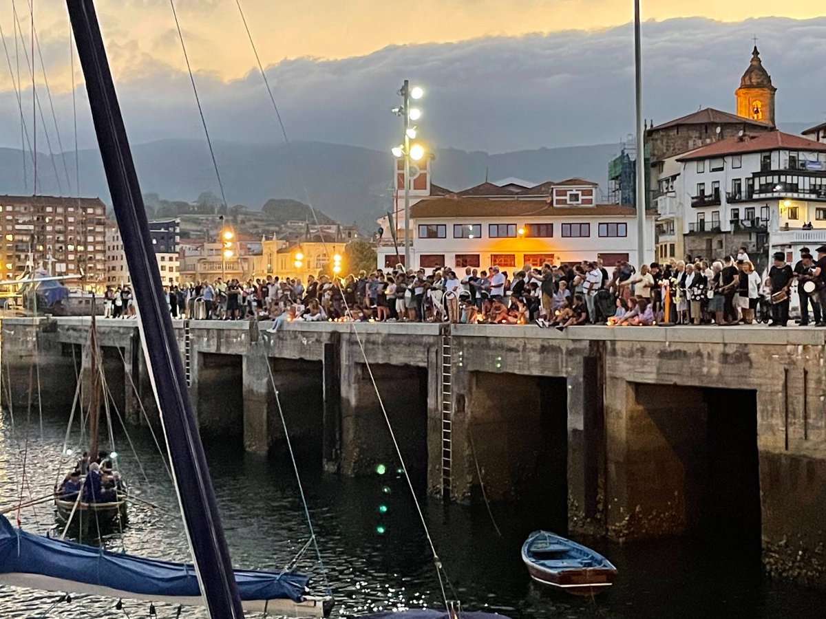 serrats's tweet photo. A todos los que tengáis la oportunidad, mayores y pequeños, os animamos a venir este fin de semana a Bermeo a disfrutar del amplio abanico de actividades. https://t.co/rMWjKQgnNy