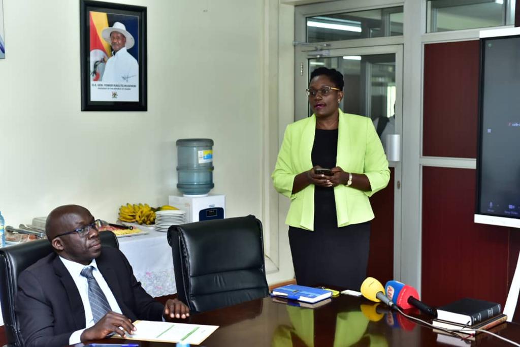 pdpoUG's tweet photo. Today @CHRISBARYOMUNS1, Minister of ICT and National Guidance presided over the swearing in of the new @NITAUganda1 board which gives governance oversight to @pdpoUG.

We congratulate the new board members on this well-deserved appointment and look forward to embarking on this exciting journey together and making a lasting impact. Welcome to the team! #PersonalDataisPrivate #DataPrivacyUG