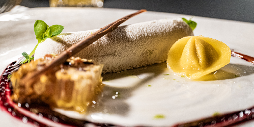brezzabodrum's tweet photo. The appearance is like a painting, the taste is exquisite like a plate.
#bodrum
#brezza
#freshpasta
#local
#italy
#pastafresca
#italiankitchen
#gourmetjourney https://t.co/BgDd3u9YLY