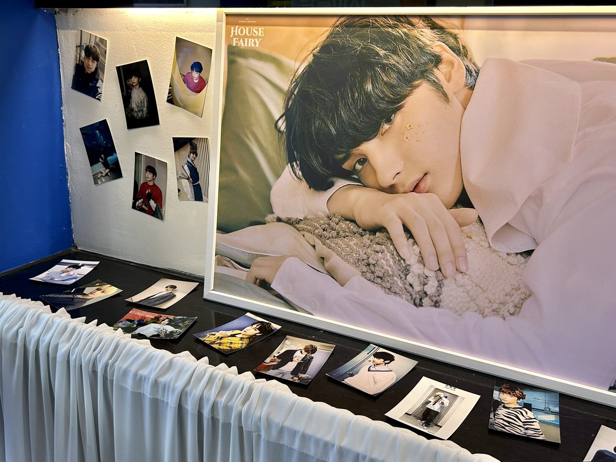 podoal_official's tweet photo. #포도알EVENT
💝#투모로우바이투게더 #휴닝카이
🎁생일기념 카페 이벤트 (카페픽 한정프레임+응원보드)
       종이컵/포토카드/투명 포토카드/스티커
📆8/12(토) ~ 8/14(월) 13:00 ~ 19:00
📍#카페픽 서울 마포구 와우산로15길 40

#HAPPY_HUENINGKAI_DAY
#투모로우바이투게더 #휴닝카이 #포도알
로 카페 인증시
포도알을 드려요💙