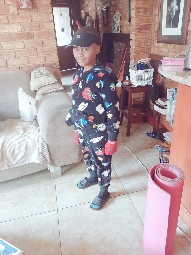 ZEN_AIDA's tweet photo. @elonmusk Hi Elon!For the past 48hrs since Women's Day in S. Africa.I had to stop my son from going to the airport, to leave and go live WITH YOU.he is a Huge https://t.co/ZWbB3DPGTQ his space pyjamas show.He wants to go to Mars,etc.Please reply,I have   to help manage this dream https://t.co/3BqOkZlOEc