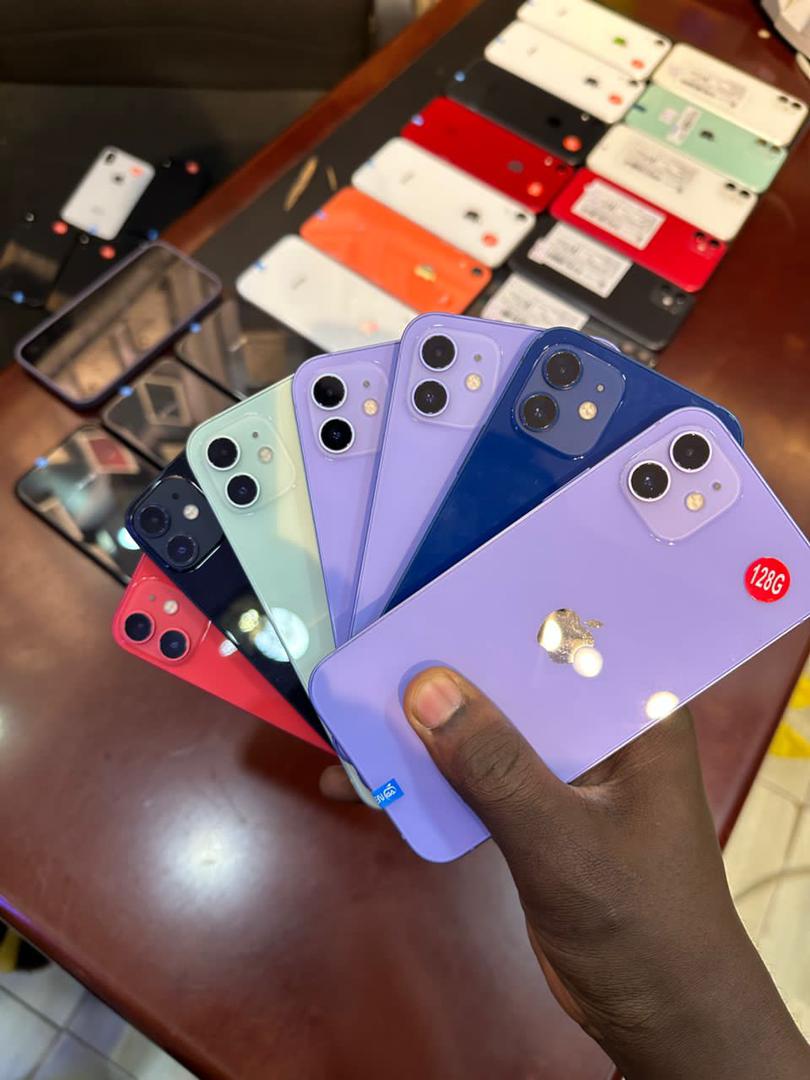 Smartphones Arena (@official18260) on Twitter photo 