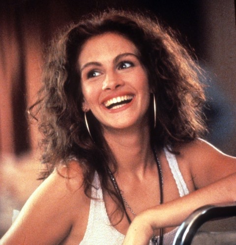 BrokenMexico's tweet photo. I don't understand why people like Julia Roberts. In the movie "Pretty Woman" she looked ridiculous. When it was necessary to show emotions in sad scenes, she didn't know what to do or was too emotional when it was not necessary. https://t.co/FIUKnEeIGA