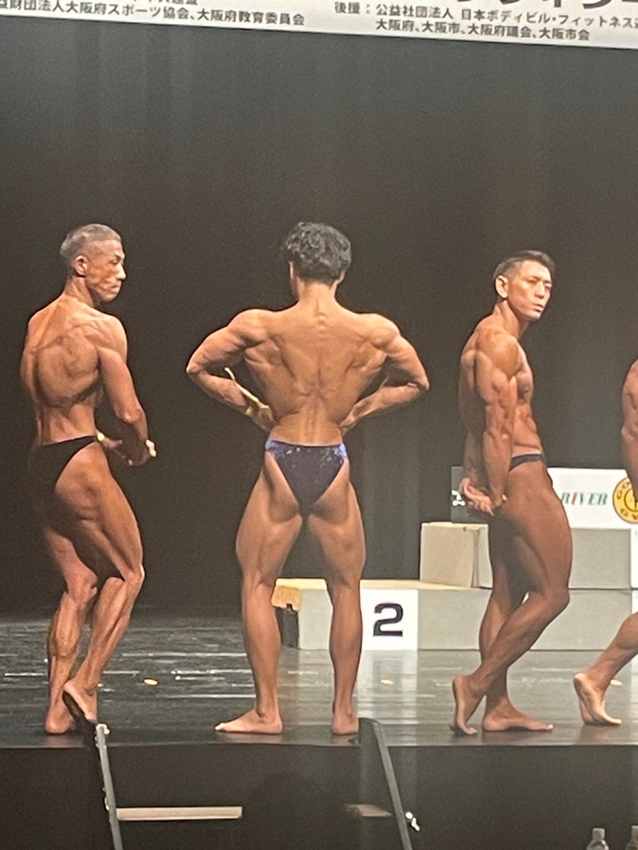 Ikunoseibun's tweet photo. 6ヶ月間の減量の成果を今日の大阪男子ボディビル選手権大会で出し切ってきました！
結果は35人中7位入賞でした！
去年は同大会で順位が付かず1年間この大会の為にやってきたので結果が出てよかったです
引き続き上に上がれる様に頑張ります🔥
#ボディビル #JBBF  #ミスター大阪 #筋トレ https://t.co/eMSuvYcVeq