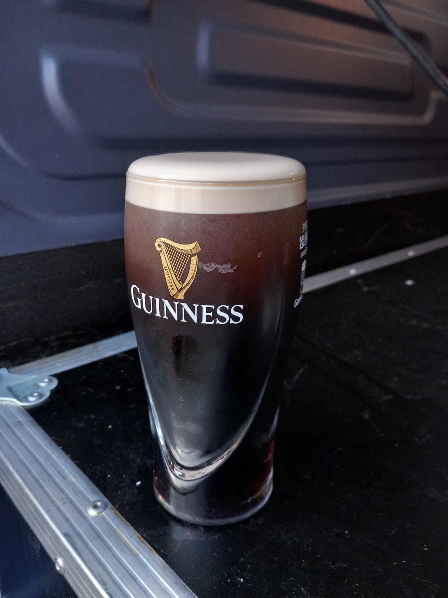 Flightcase Bars tweet media