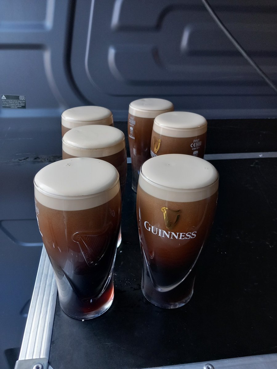 Flightcase Bars tweet media