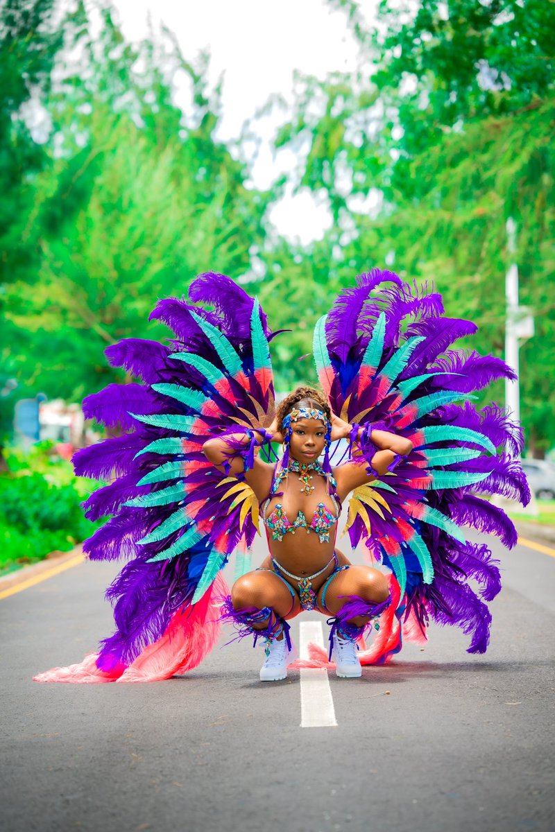 Tuesday Mas Shots by Yours Truly

#AntiguaCarnival #carnival #VisitAntiguaBarbuda
#LoveAntiguaBarbuda #ChandyLewisDesigns #CarnivalBaby #nicktphotography #antiguaphotographer #antiguacarnival