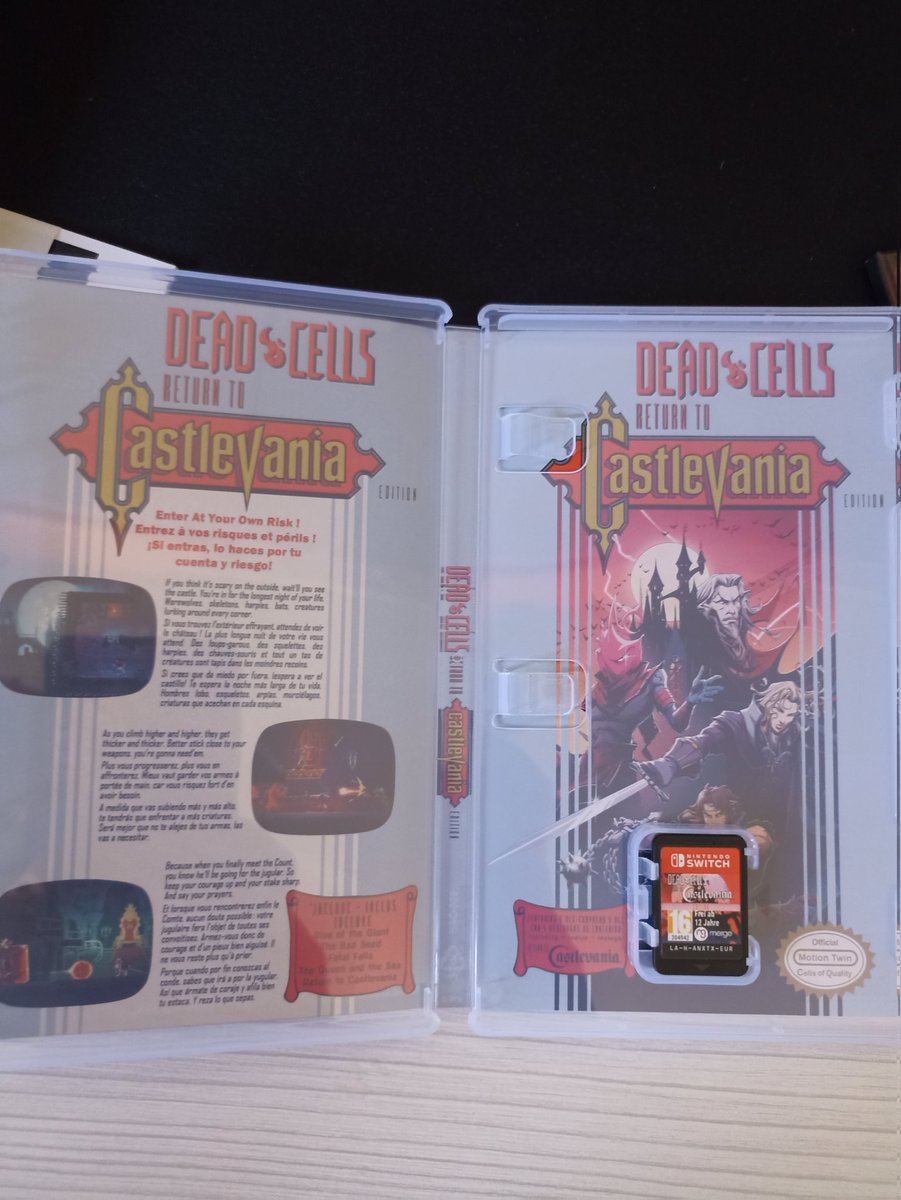 cctron_games's tweet photo. Y por fin, el propio juego con carátula reversible estilo NES.
Por cosas como estas tiene que seguir existiendo en formato físico.
Eso sí, si es sólo para meter códigos de DLC te los metes por el ...
#DeadCells
#Castlevania
#ReturnToCastlevania
#NintendoSwitch
#videojuegos https://t.co/IpMSVvqDF8