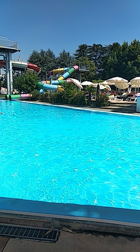 #oggicosí #ermareènantracoaa #PoolParty  #lecupolelidoacquapark #daje #splash #pooltime