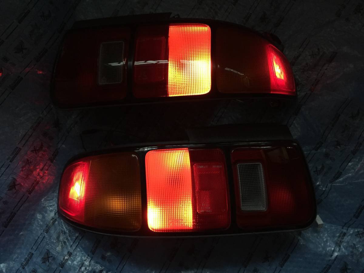 A02453-S) セリカ (ST202) 左右 テールランプ テールライト 右 左