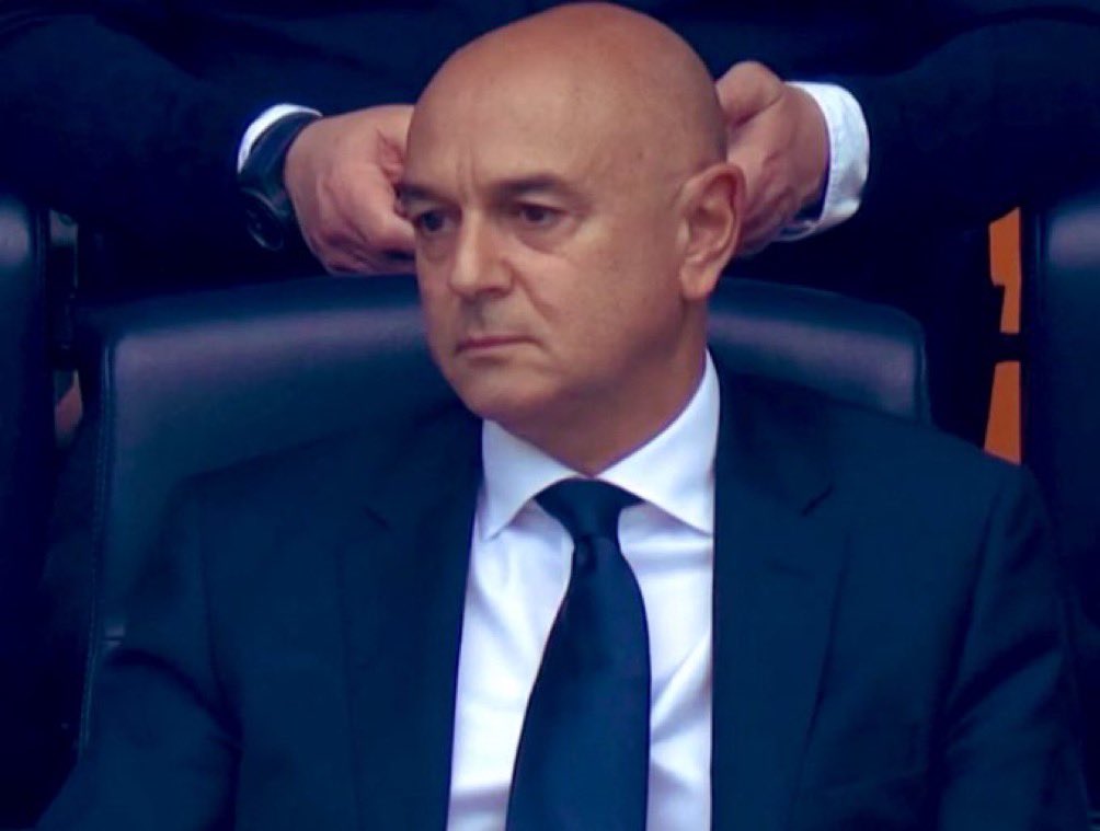 LeeMcQueen's tweet photo. Daniel, you just sold out best ever striker… #OneOfOurOwn

You actually sanctioned the deal and made it happen…

All for the worry of Harry leaving for nothing….

You could have been a hero, but you took the f***ing money as usual 2 days before our first PL game. 

It’s an utter disgrace and it’s time you handed over the keys to our great club to someone else.

#COYS | #THFC | #OneOfOurOwn