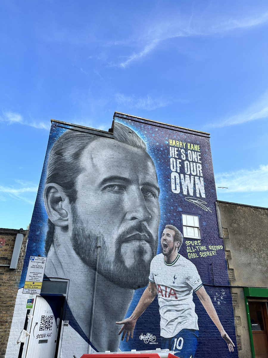 LeeMcQueen's tweet photo. Daniel, you just sold out best ever striker… #OneOfOurOwn

You actually sanctioned the deal and made it happen…

All for the worry of Harry leaving for nothing….

You could have been a hero, but you took the f***ing money as usual 2 days before our first PL game. 

It’s an utter disgrace and it’s time you handed over the keys to our great club to someone else.

#COYS | #THFC | #OneOfOurOwn
