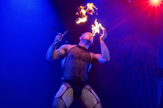 Orally gifted 🔥  Taken for the #BoylesqueFestival at the phenomenal @WigaBerlin https://t.co/eNz4QcR<a href="/tag/boylesquefestival"class="tags">#BoylesqueFestival</a>