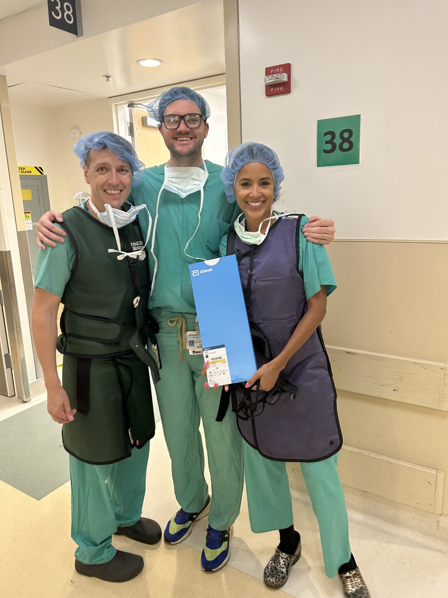 UCDavisPain's tweet photo. Welcome to @UCSDAnes alum and new #PainFellow Dr. Aline Silva. There is no Wednesday like #DRGWednesday! We are thrilled to have a new group of fellows that started Aug 1!

@UCDavisHealth @UCDavisMedCntr @UCDavis_CAPR @krishmdphd @ScottPritzlaff https://t.co/64M4iwDBpI