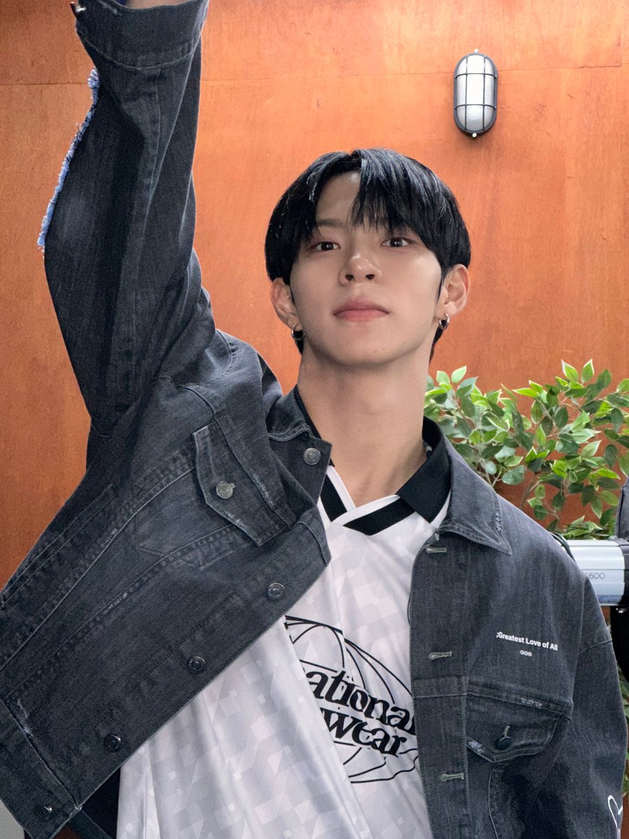 TIOT 티아이오티 tweet media