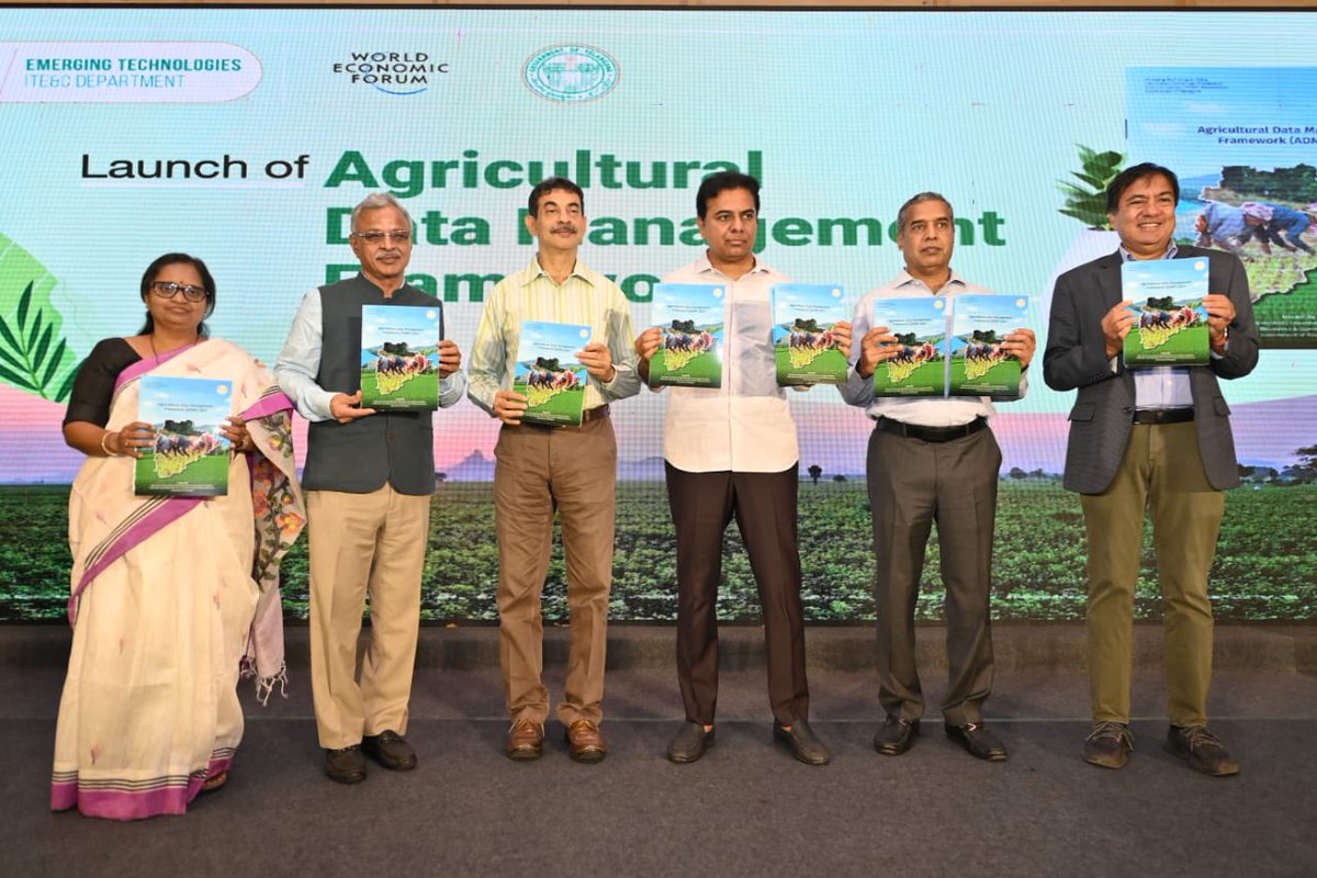 EmergingTechTS's tweet photo. 🚀🌾Exciting launch of #ADeX &amp; #ADMF by Hon'ble Minister @KTRBRS! 
📈🌱With ADMF as the foundation for ADeX platform, together these initiatives set the stage for Telangana to lead in AgriTech innovation by digitalizing agriculture-related data.
👥@jayesh_ranjan | @ramadevi_lanka https://t.co/somaqcgAwj