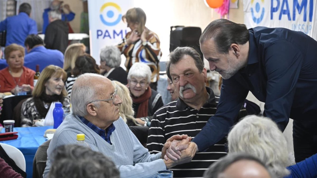 #Ahora en #Panorama dialogamos con el precandidato a intendente Federico Susbielles (<a href="/fsusbielles/">Federico Susbielles</a>), de <a href="/unionxlapatria/">Unión por la Patria 🇦🇷</a>. #CierreDeCampaña 
📻 #LU2LejosLaPrimera 
🎙️ #AM840 #FM927 
📲 #Wapp2916414442