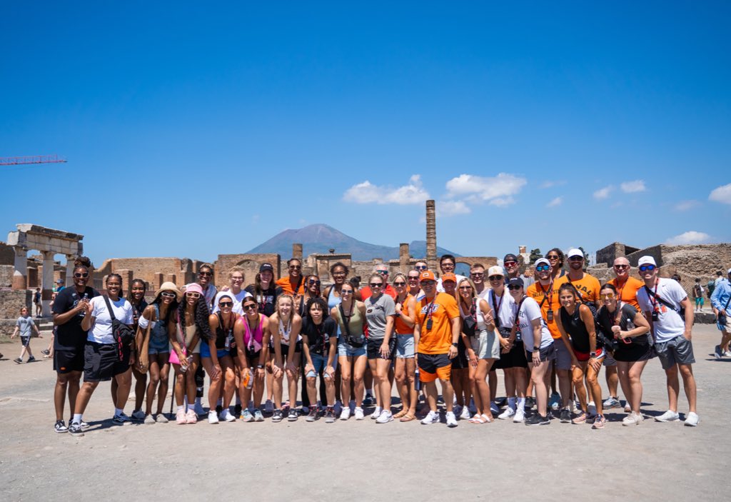 CoachJacie's tweet photo. Our Italy &amp; Greece foreign tour has concluded. The last weeks have been an incredible experience for this group. We are grateful for donors and administrators that allowed us to create amazing memories, team bonding, and lay a great foundation for the year ahead 🧡  #GoPokes https://t.co/wUb5GkrJJD