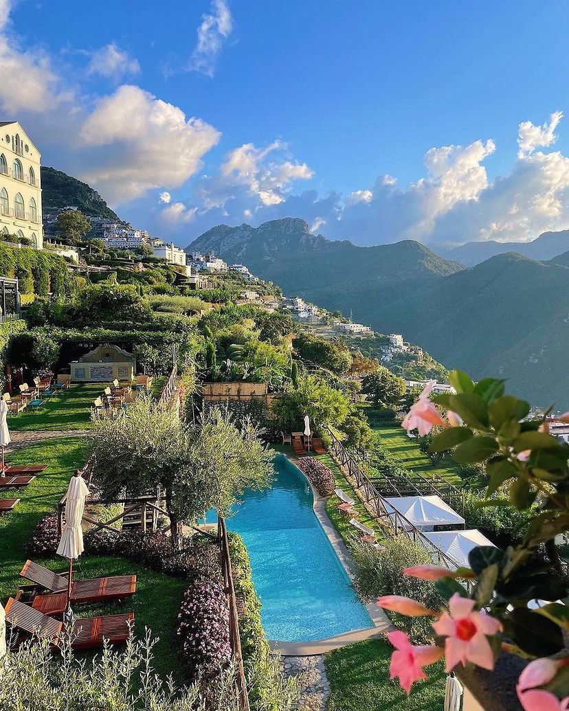 viewsoff's tweet photo. Amalfi Coast, Italy. https://t.co/rMxeapuXIo