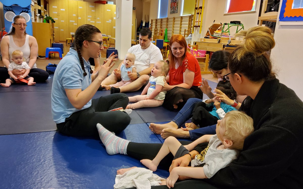 StepsConductive's tweet photo. Our playroom is a great place for families to socialise before a session. We always have soft mats and lots of toys for the children to play during this time. 
#disabilityisnotinability #conductiveeducation #motordisorders #movementdisorders #developmentaldisabilities #charity https://t.co/llbf3q88yo