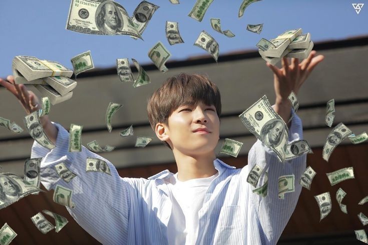wonchanlant's tweet photo. @pledis_17 WONWOO TRENDSETTER! https://t.co/tyGoROyXJP